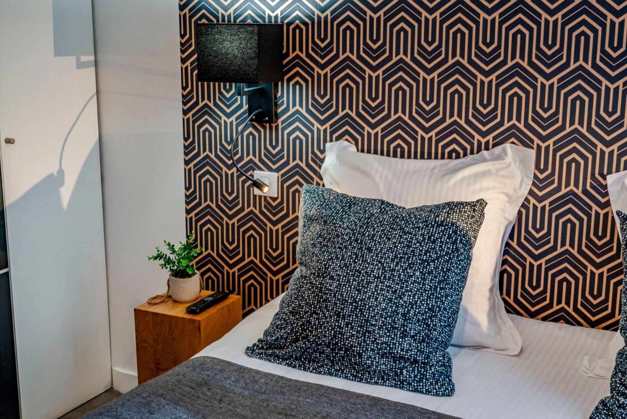 Luxury Family 2Br - Prime Location, Walk To Beach & Shopping, Sunny Balcony - Totolulu Cannes Hoche Екстер'єр фото