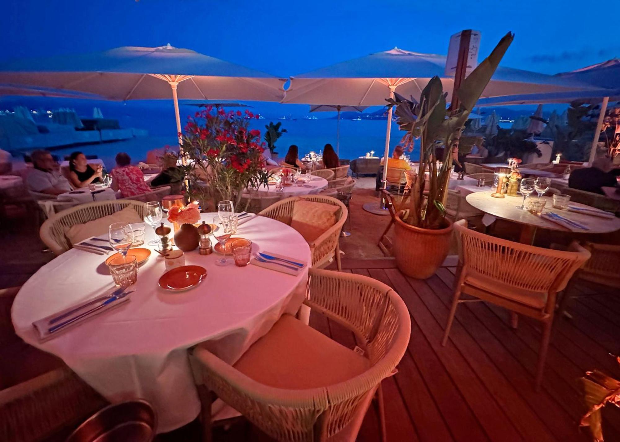 Luxury Family 2Br - Prime Location, Walk To Beach & Shopping, Sunny Balcony - Totolulu Cannes Hoche Екстер'єр фото